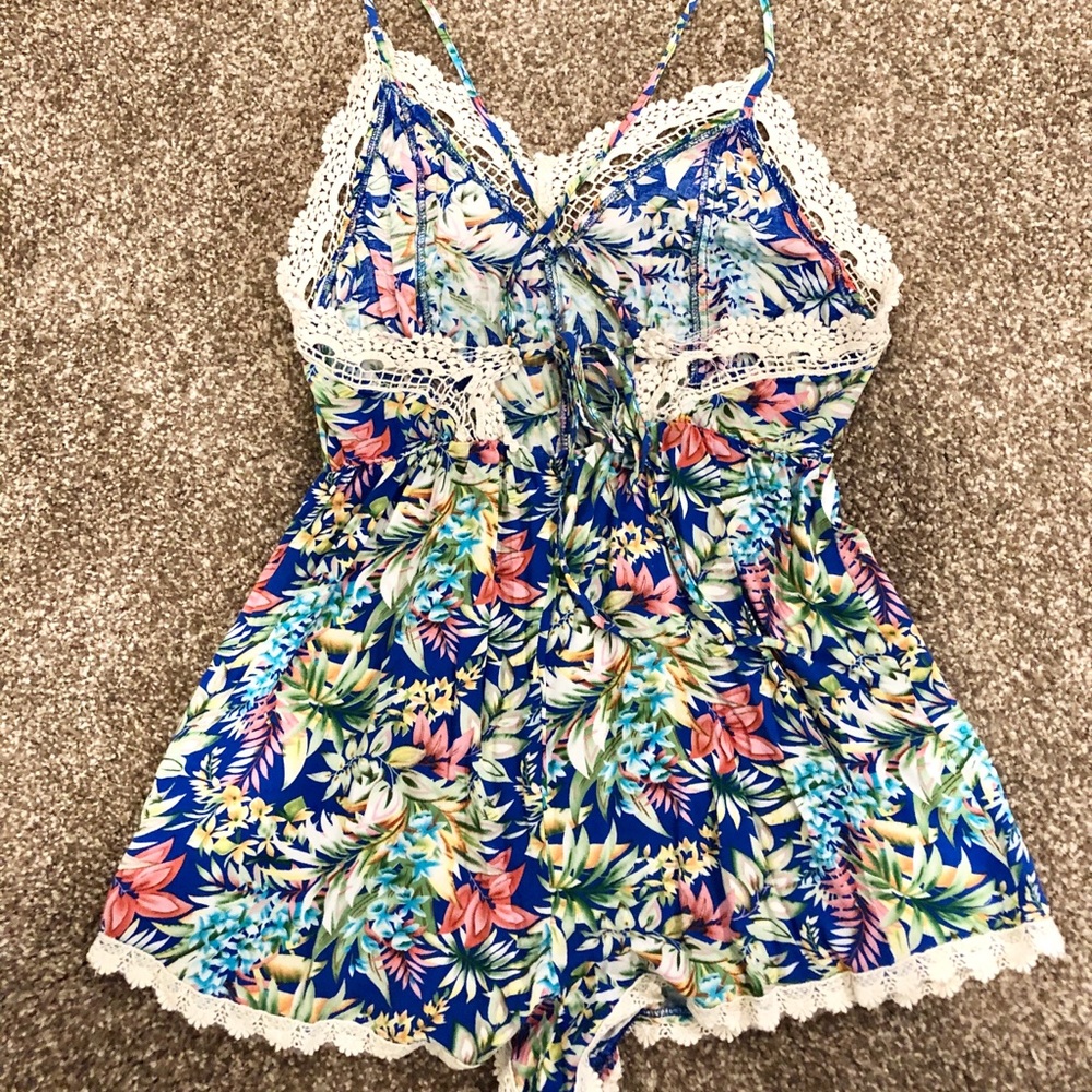 Romper With Flower Pattern Adjustable Straps M - image 2